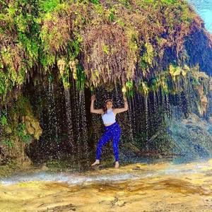 Meet your Posher, Adree